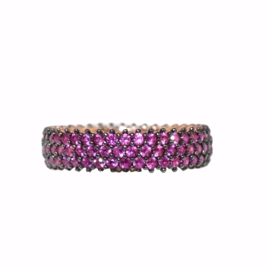 Ring med pink farvede rubin smykkesten