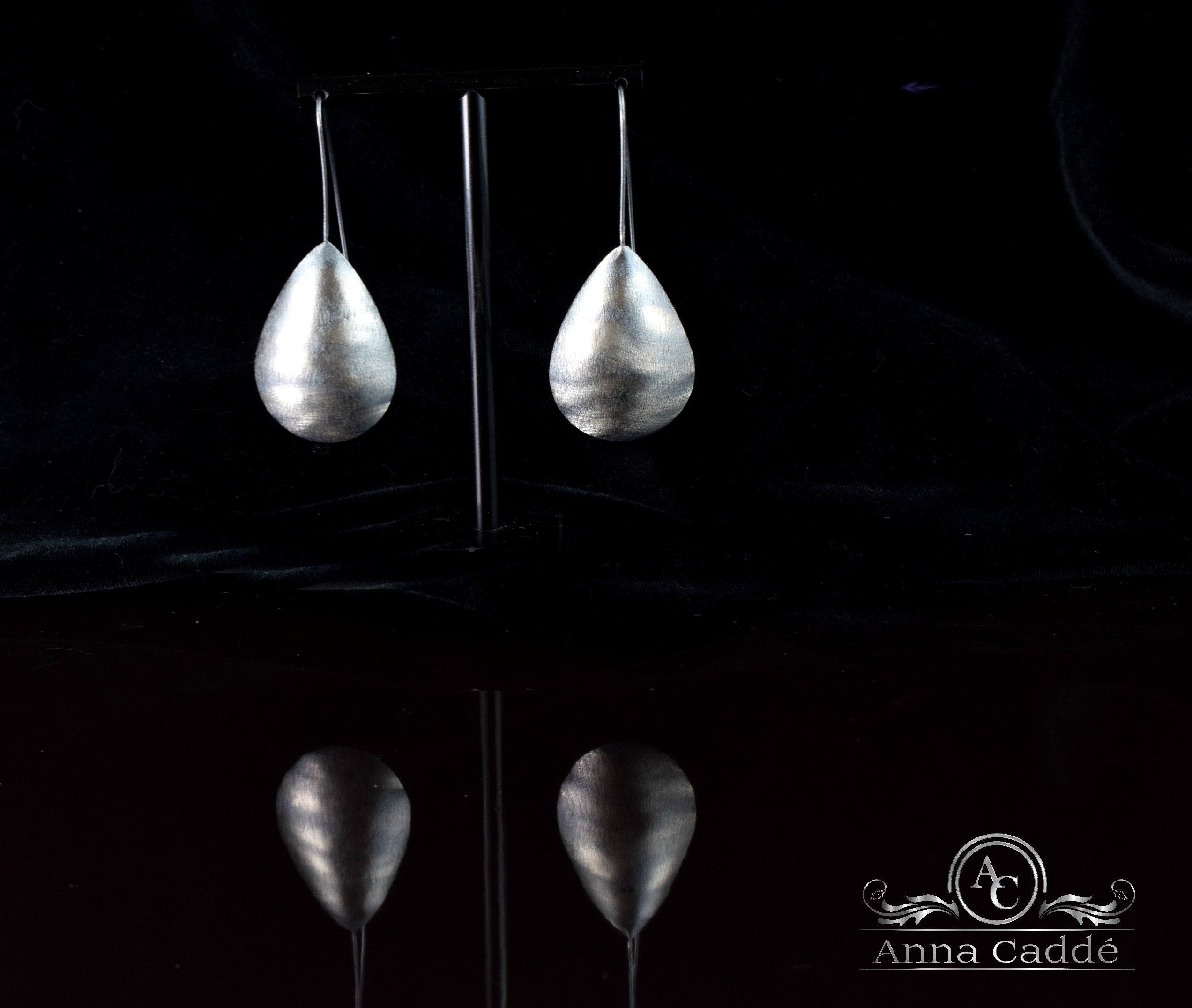 Watchful Ventilere tand Store sølv øreringe med dråbeform – Anna Cadde